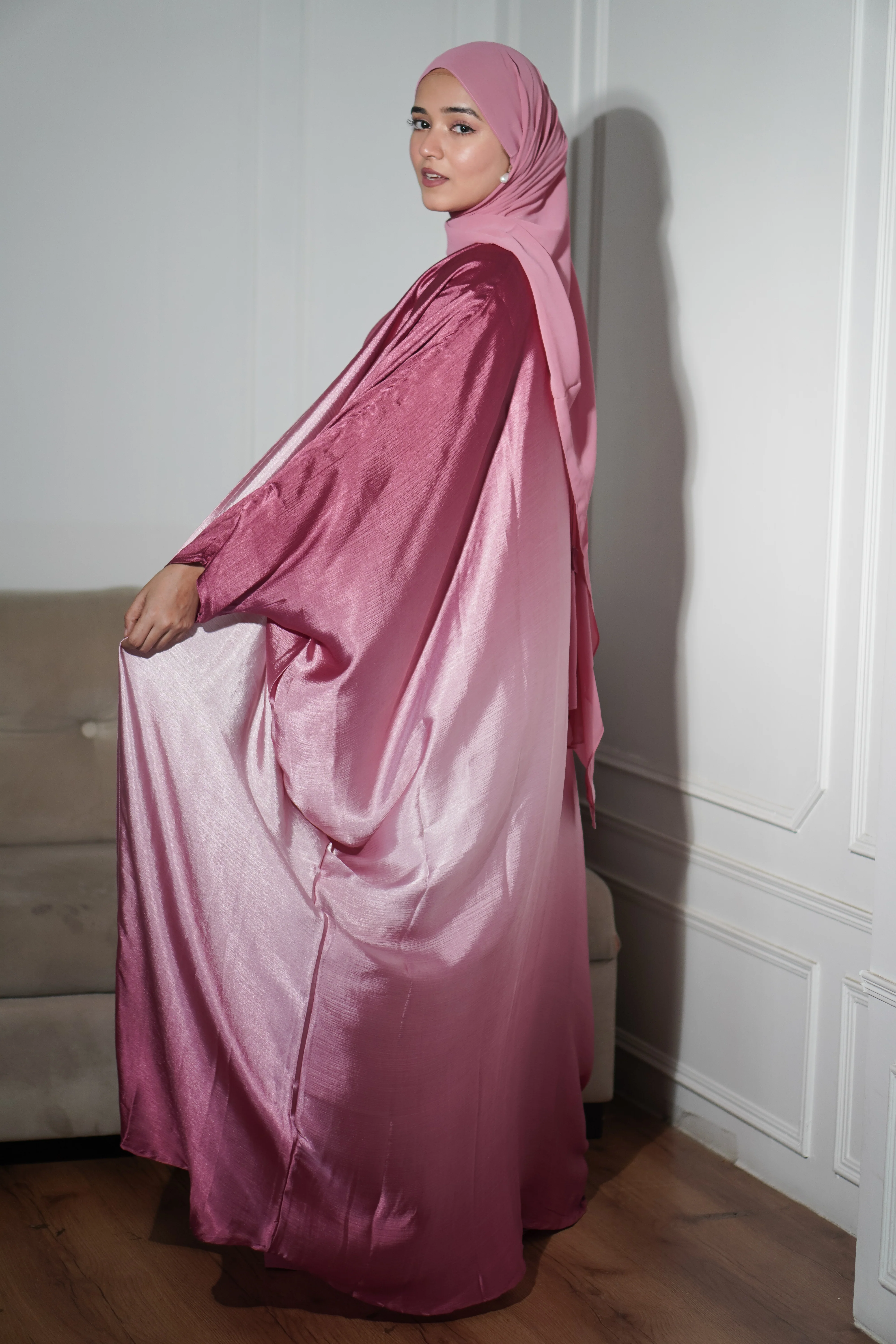 Amelia Ombre Abayah - Barbie Pink - Image 17
