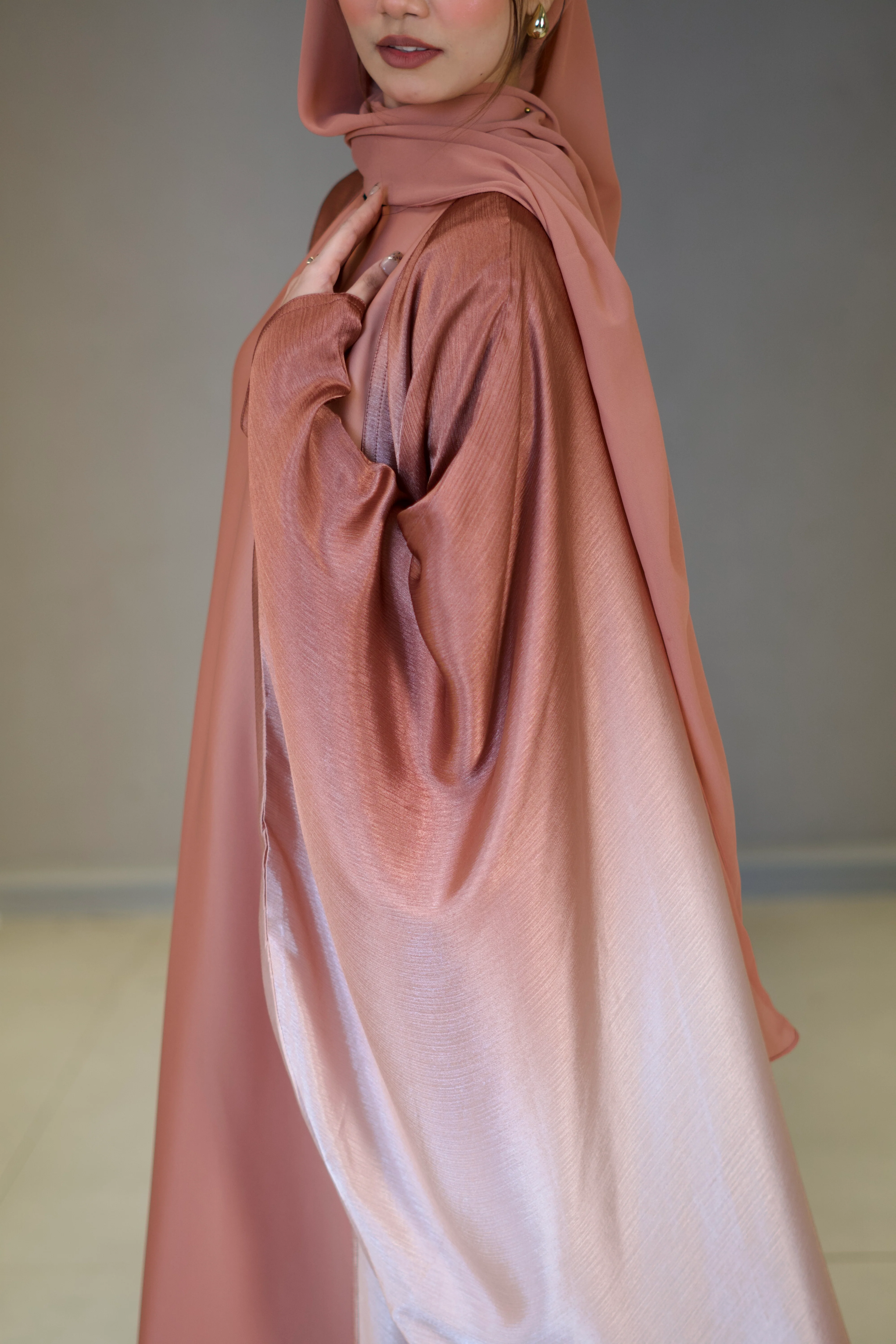 Amelia Ombre Abayah - Aurora - Image 11