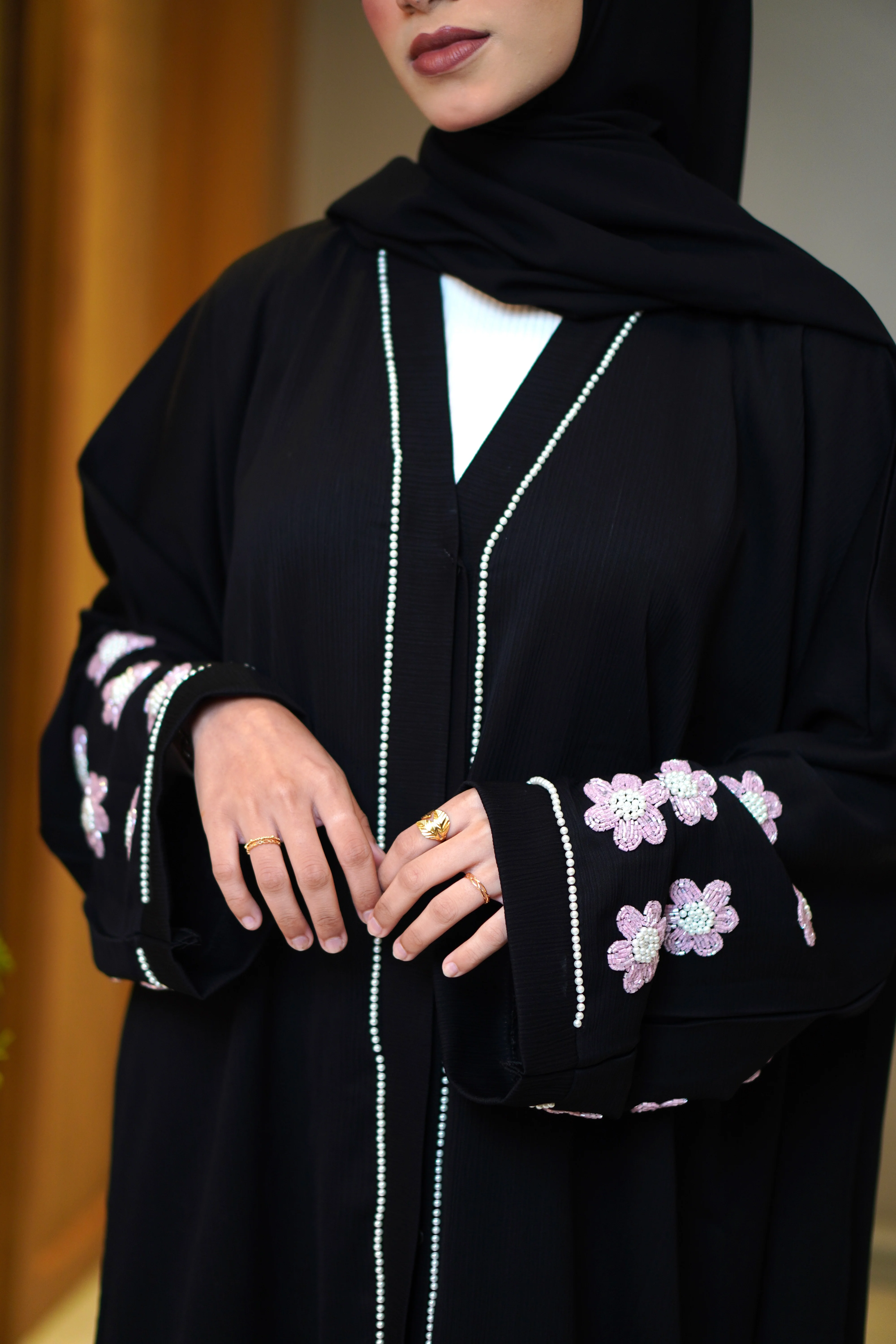 Pearl Noir Abayah - Image 11