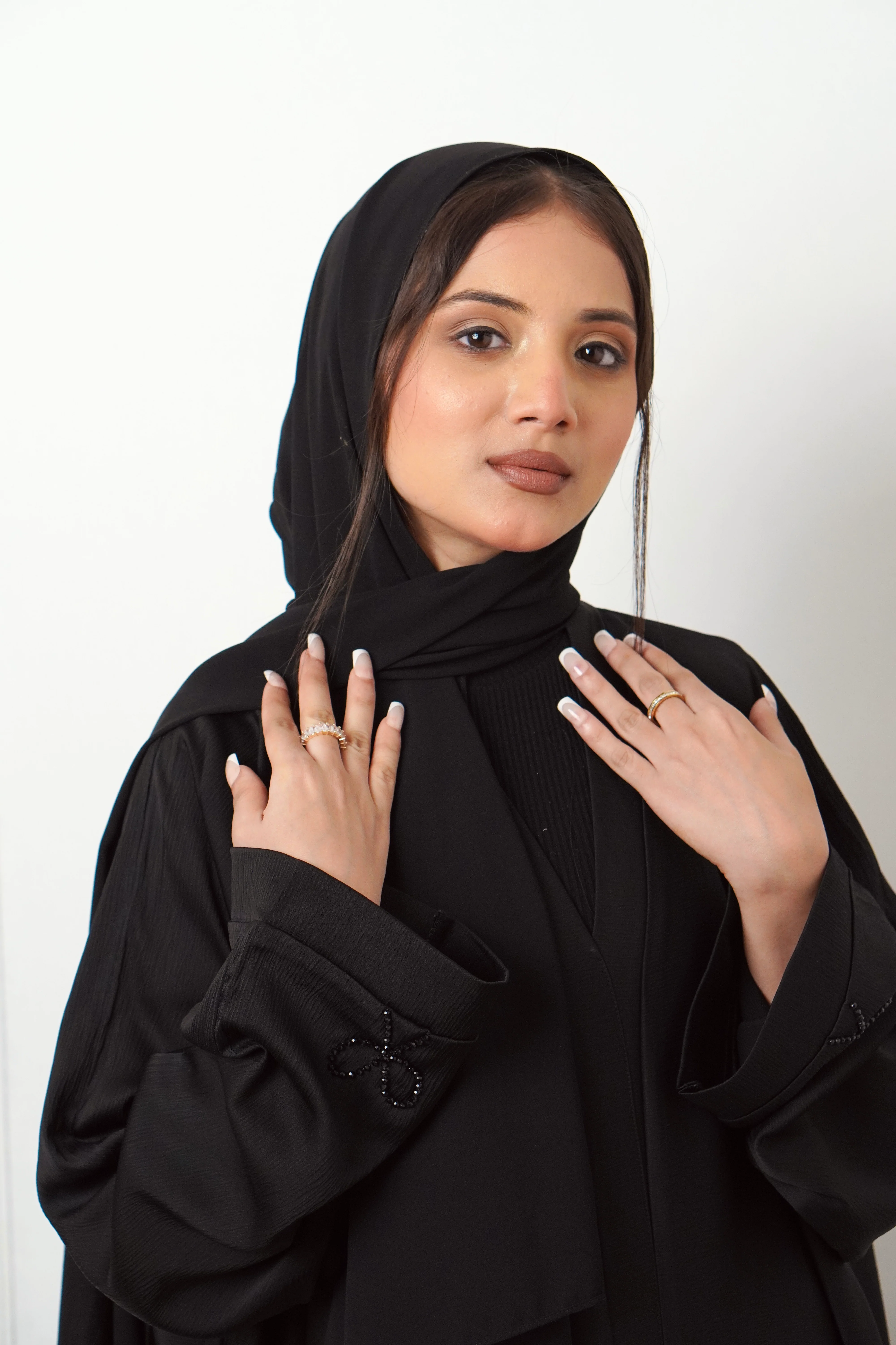 COQUETTE ABAYAH - BLACK - Image 4