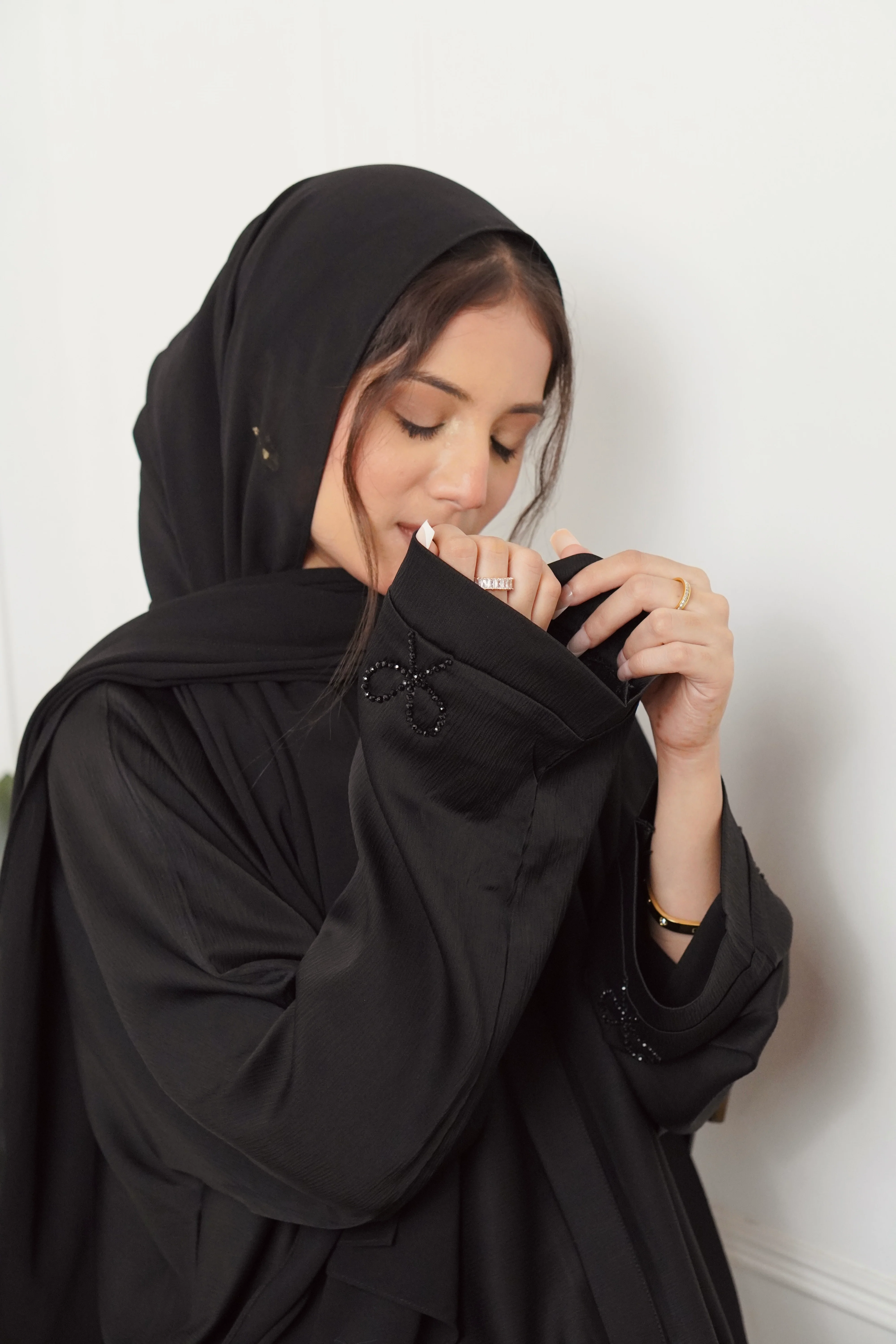 COQUETTE ABAYAH - BLACK - Image 6