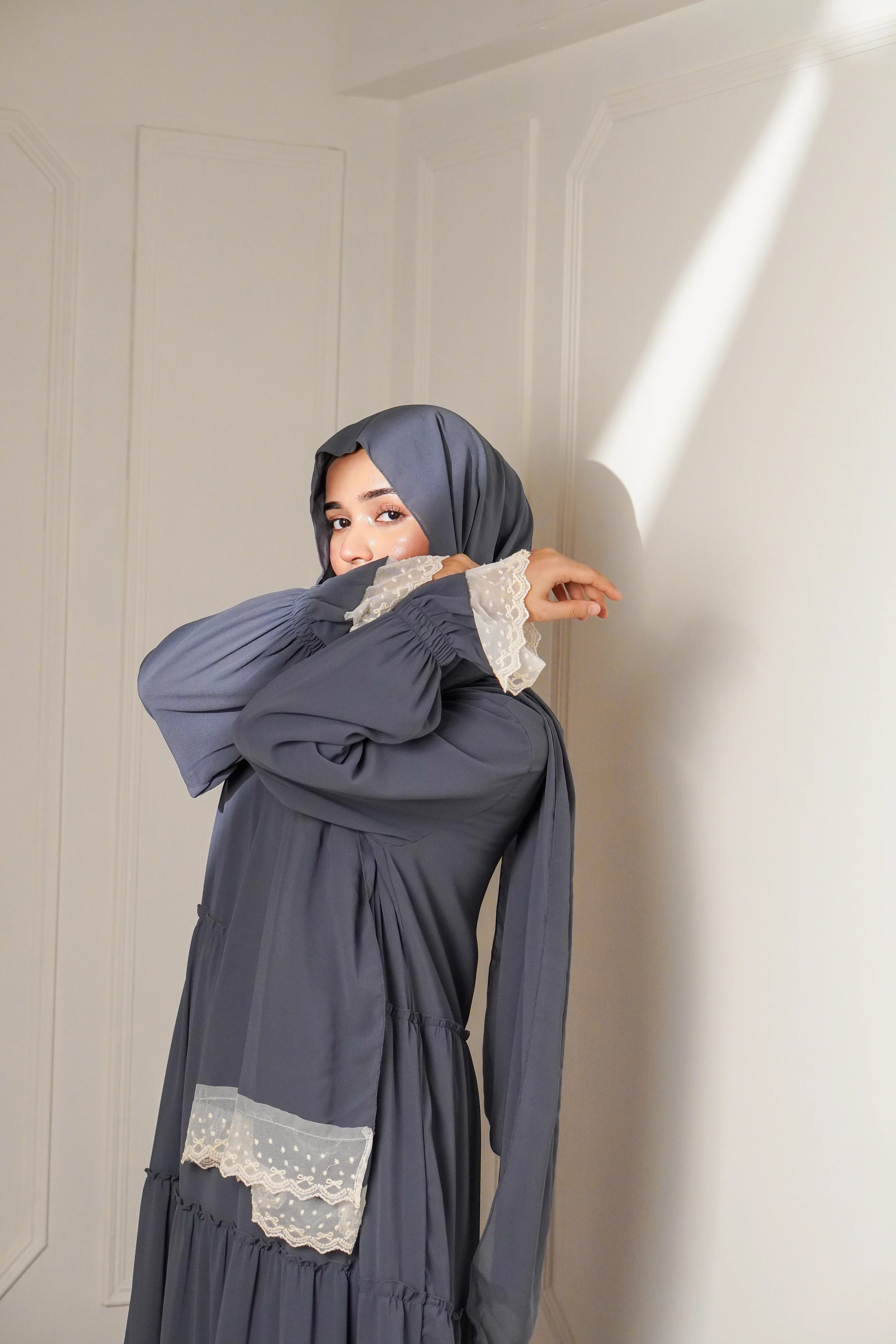 Feriha 2.0 Ruffled Dress - ASH GRAY - Image 4