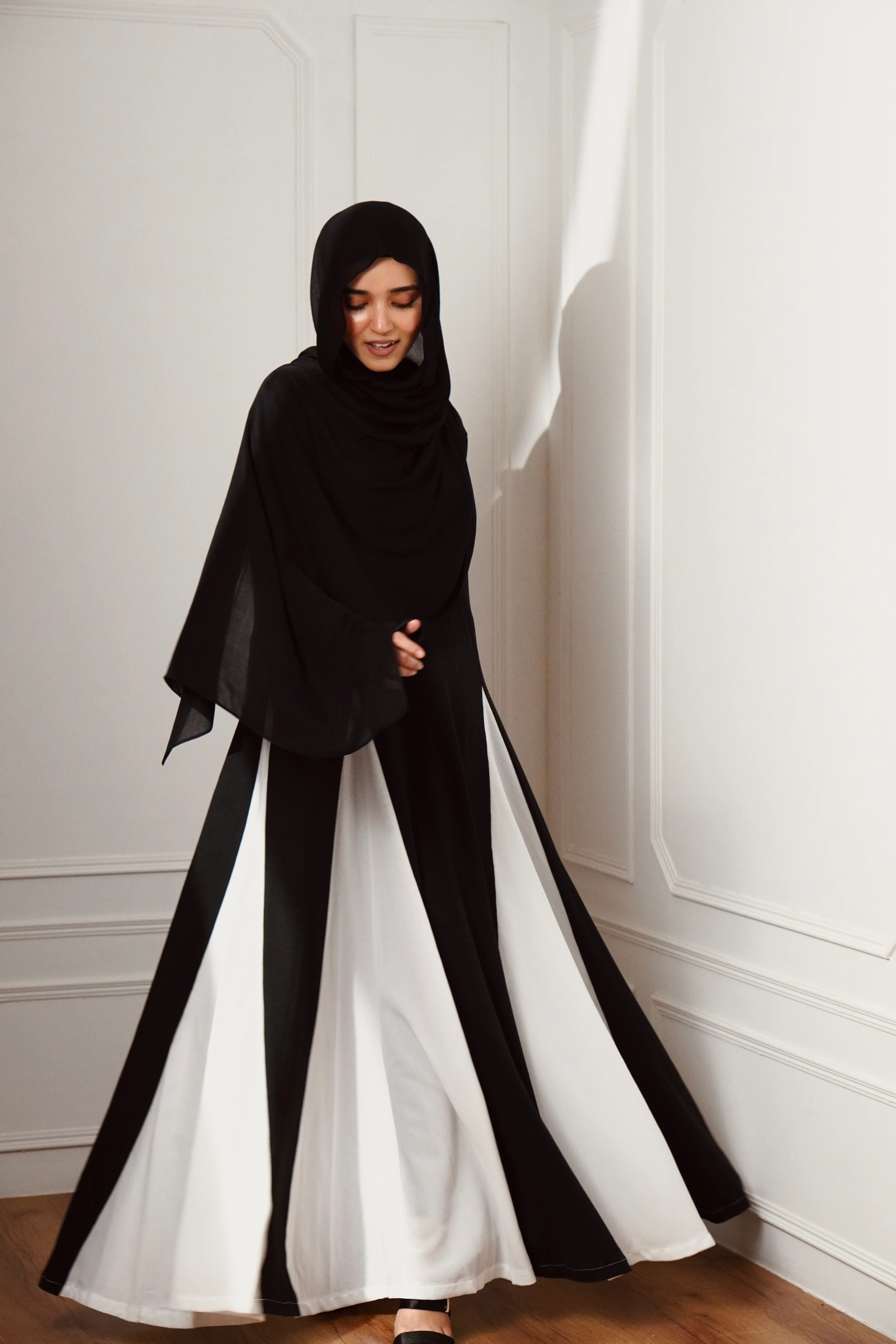 Black & White Dress - Image 7