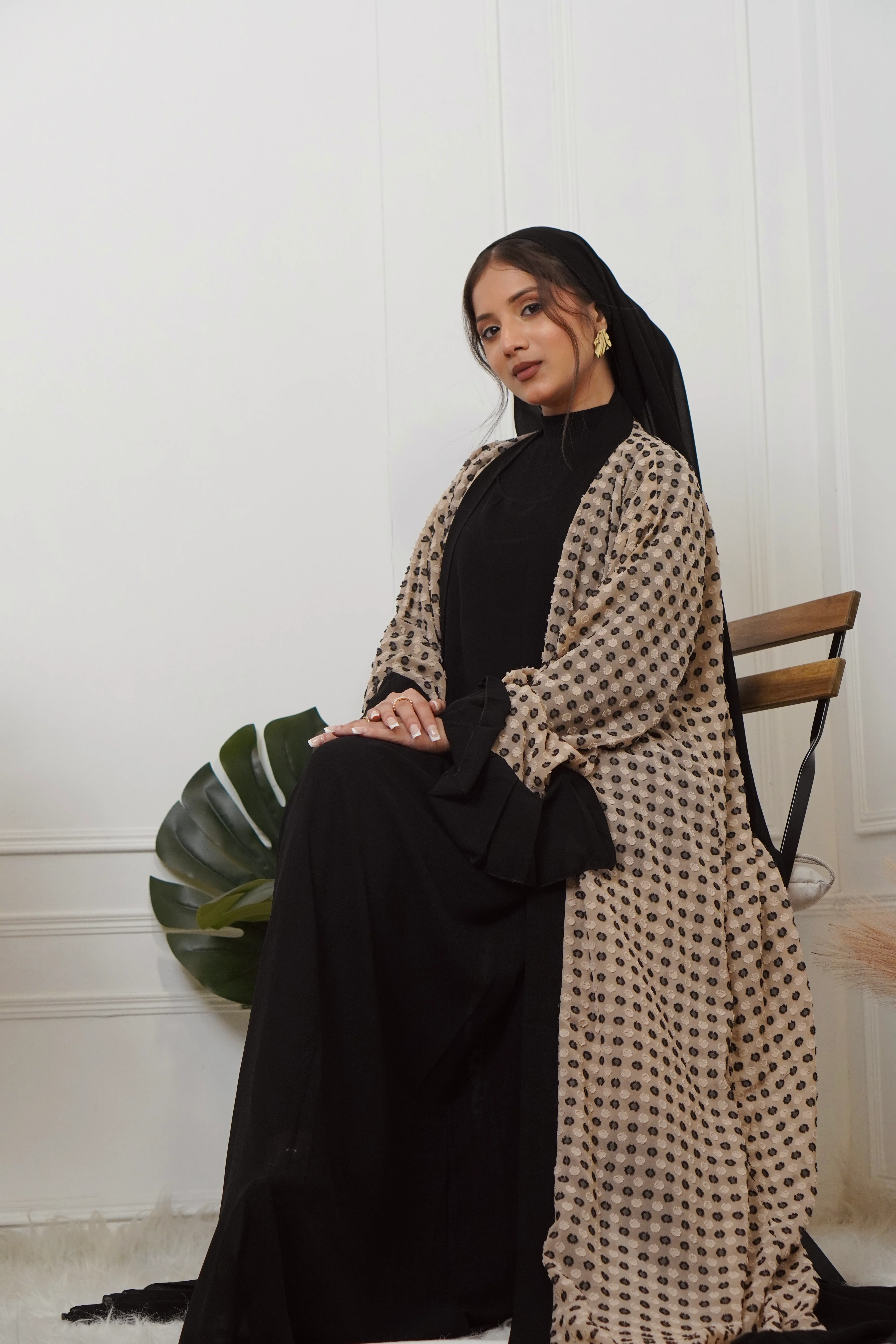 BLACK & BEIGE JACKET STYLE ABAYAH