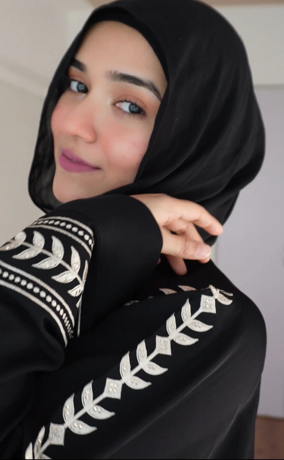 MAHNAAZ EMBROIDERED ABAYAH - Image 6