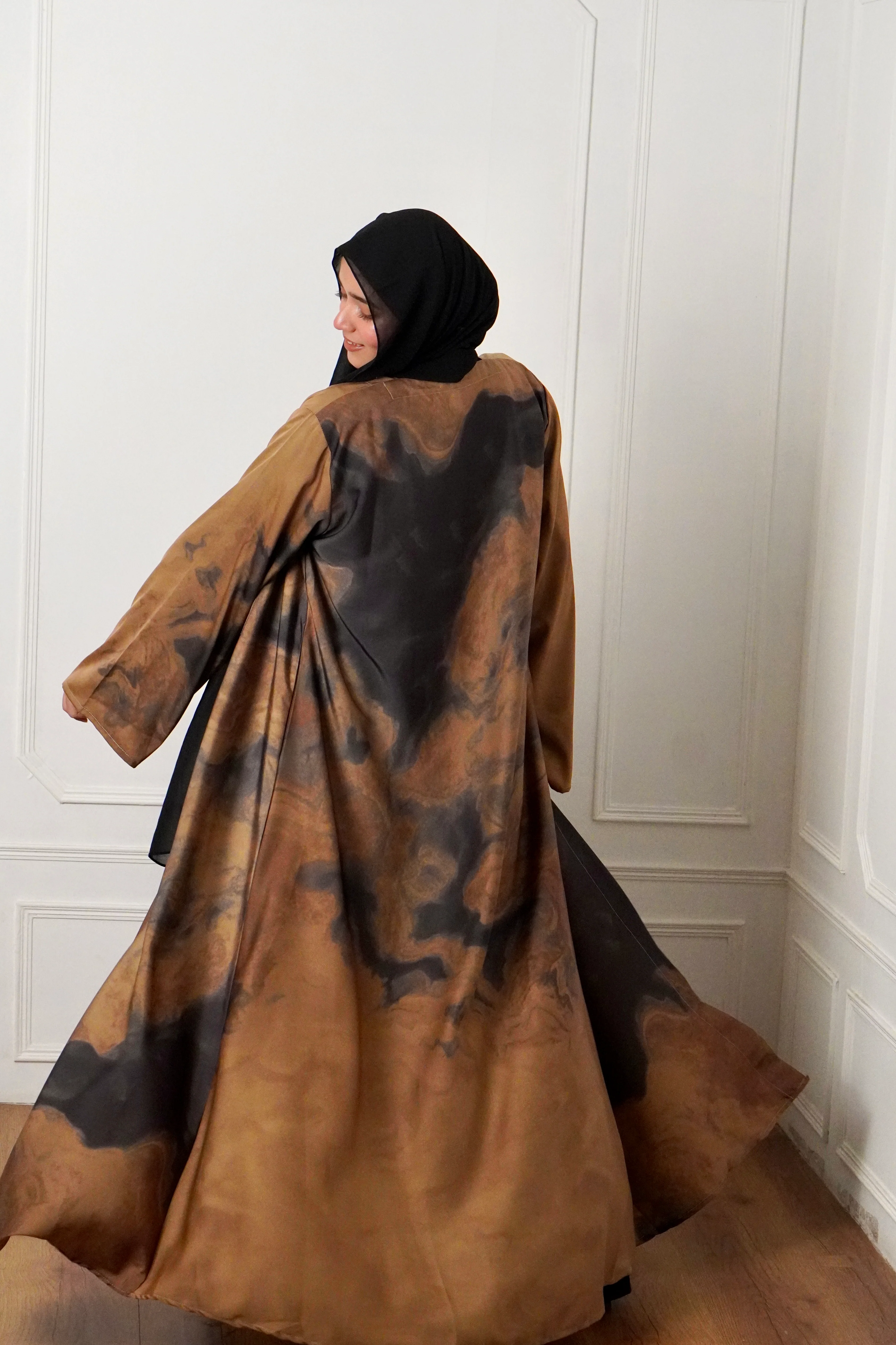 MARBLE PRINT ABAYAH - DESERT GLOW - Image 7