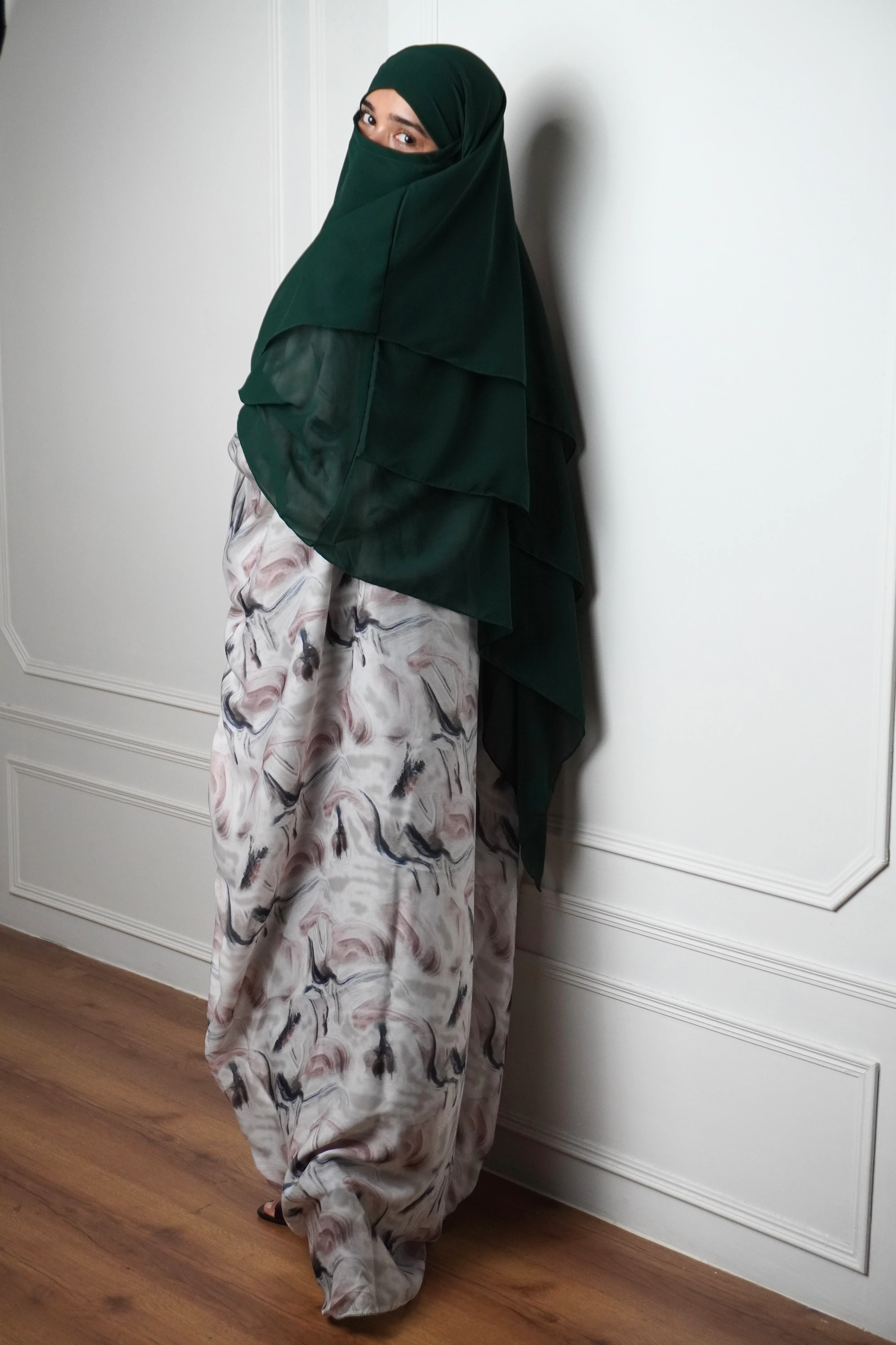 Marble Print Kaftan KHIMAR SET - Rich Green - Image 9