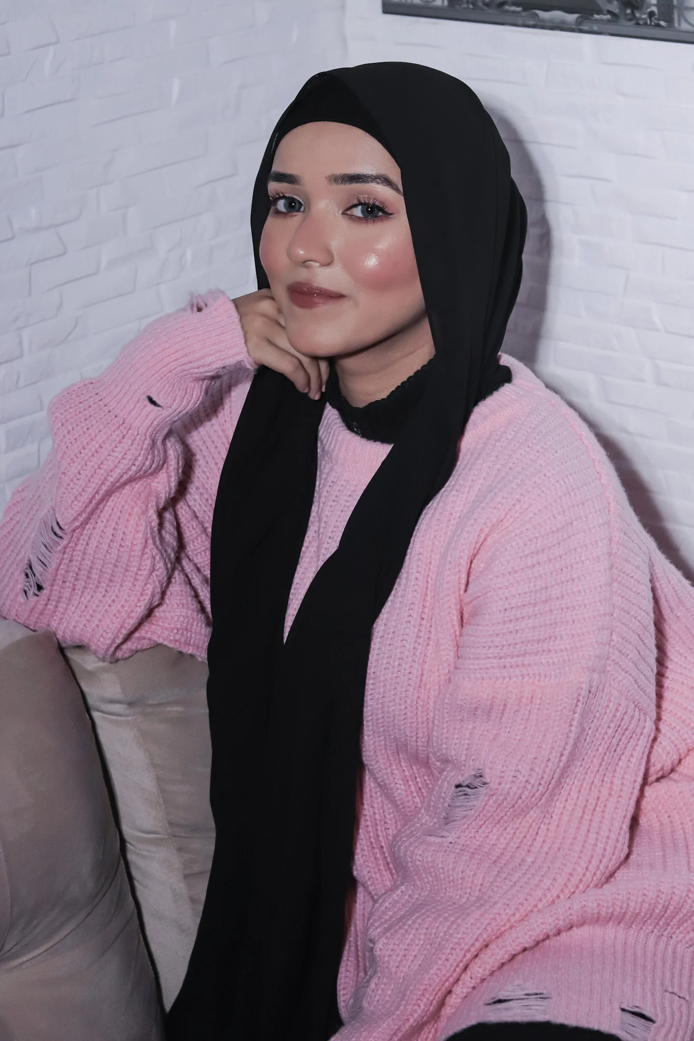 Matching Hijab Set - Black - Image 4