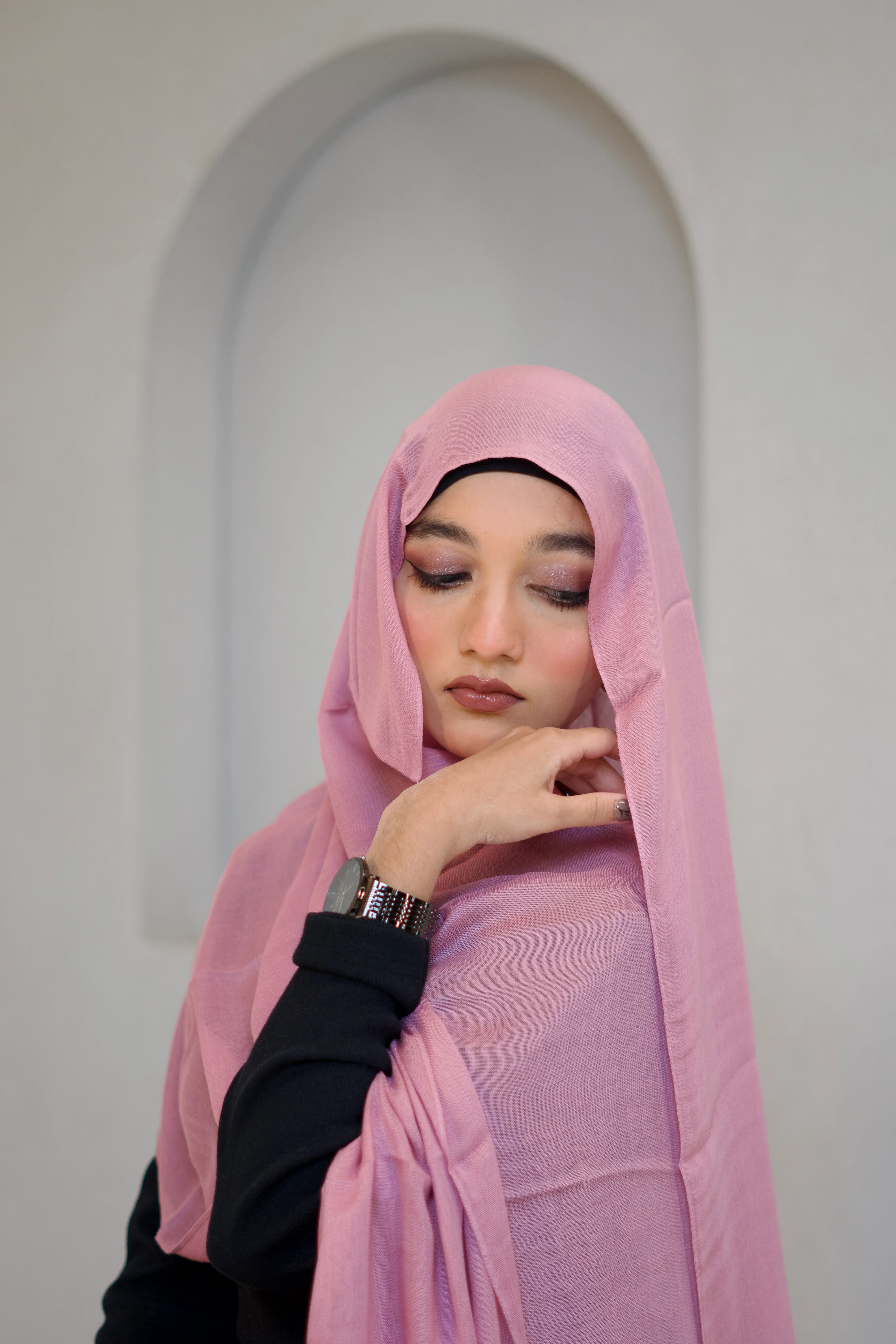 Modal Hijab #35 Barbie Pink - Image 4