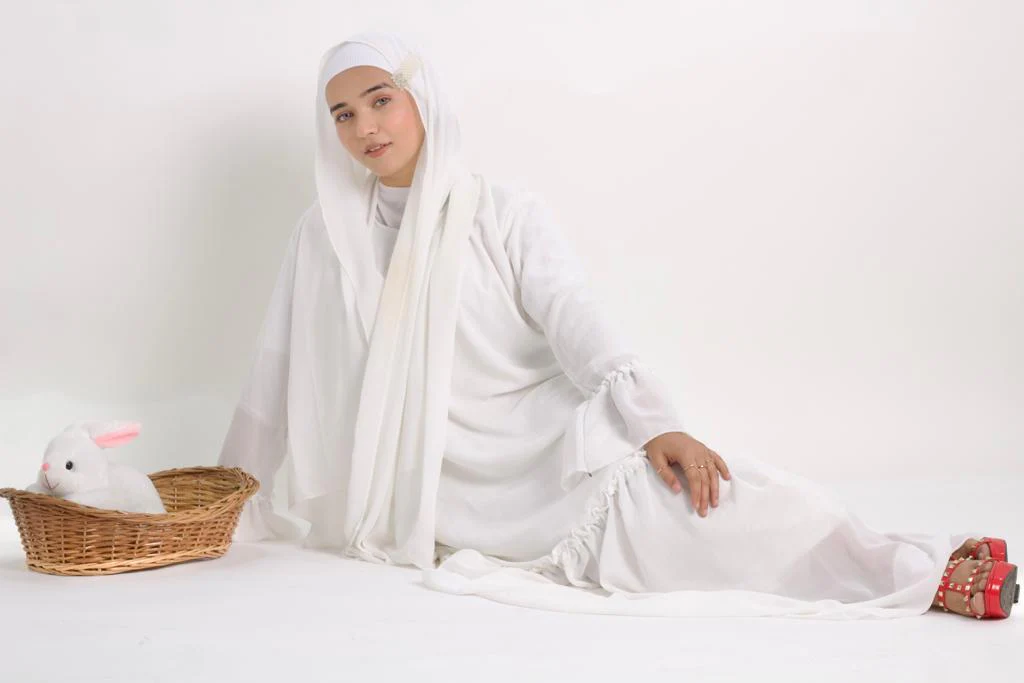PEARL WHITE ABAYAH - Image 3