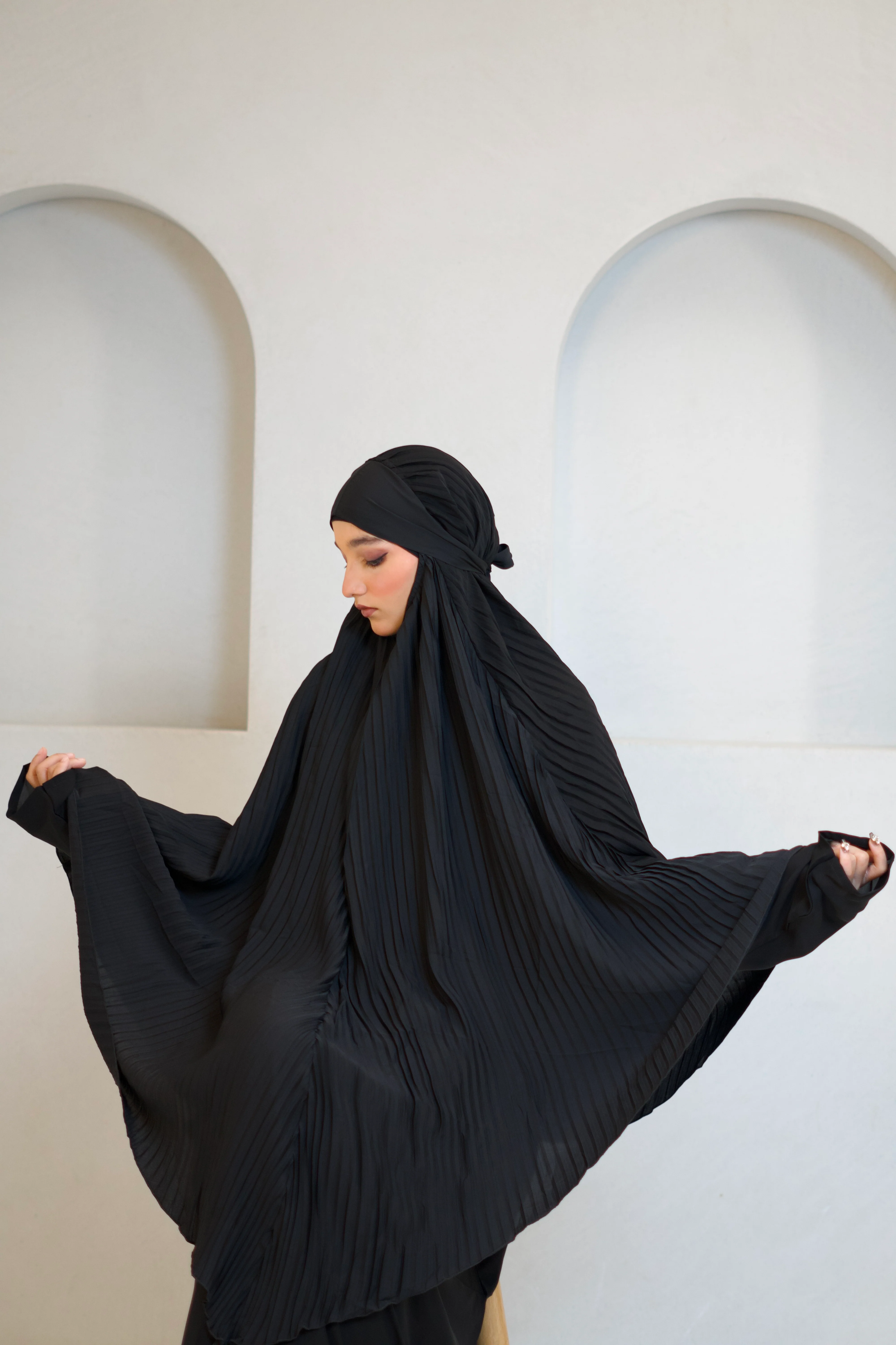 PLEATED KHIMAR SET - Image 25