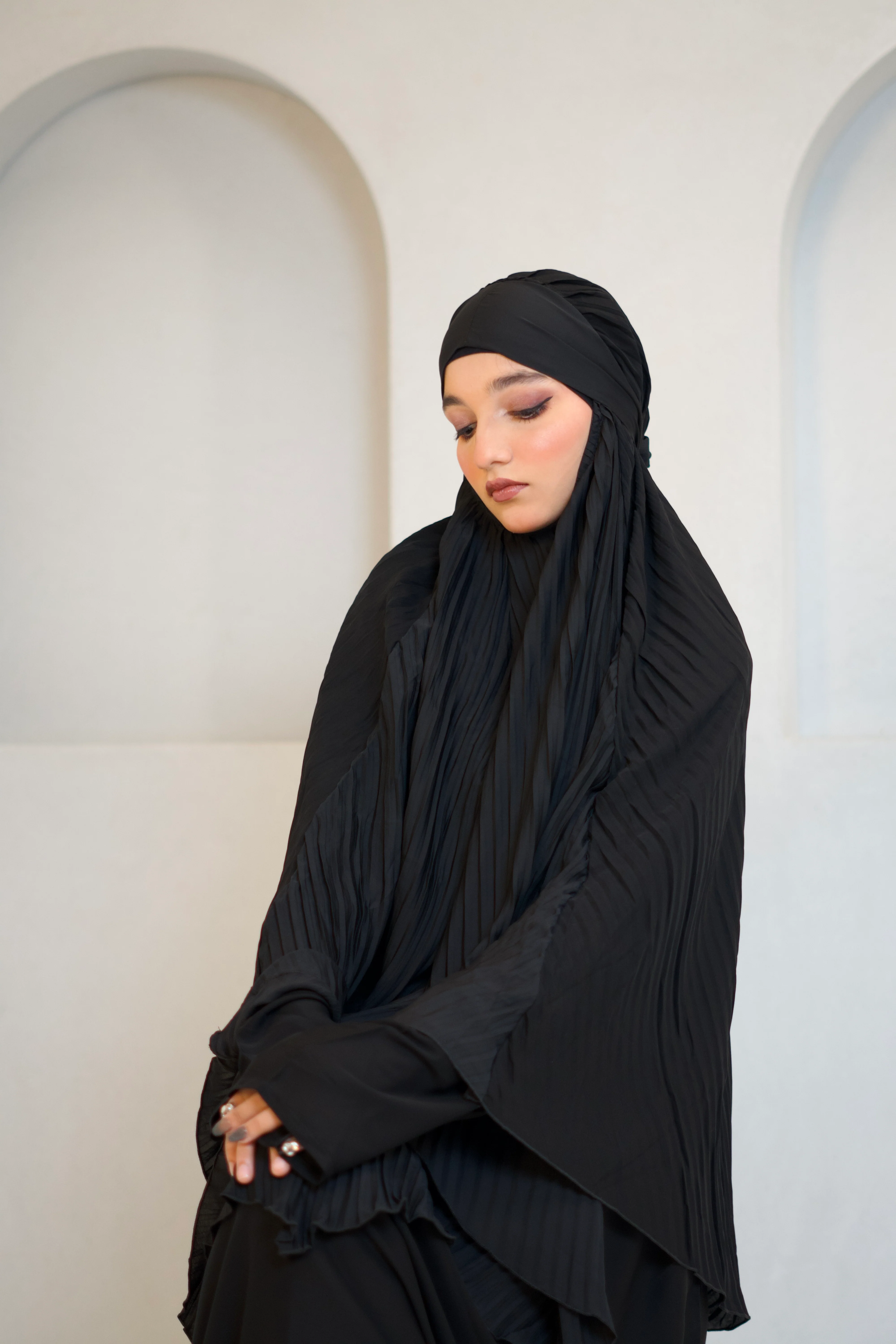 PLEATED KHIMAR SET - Image 26
