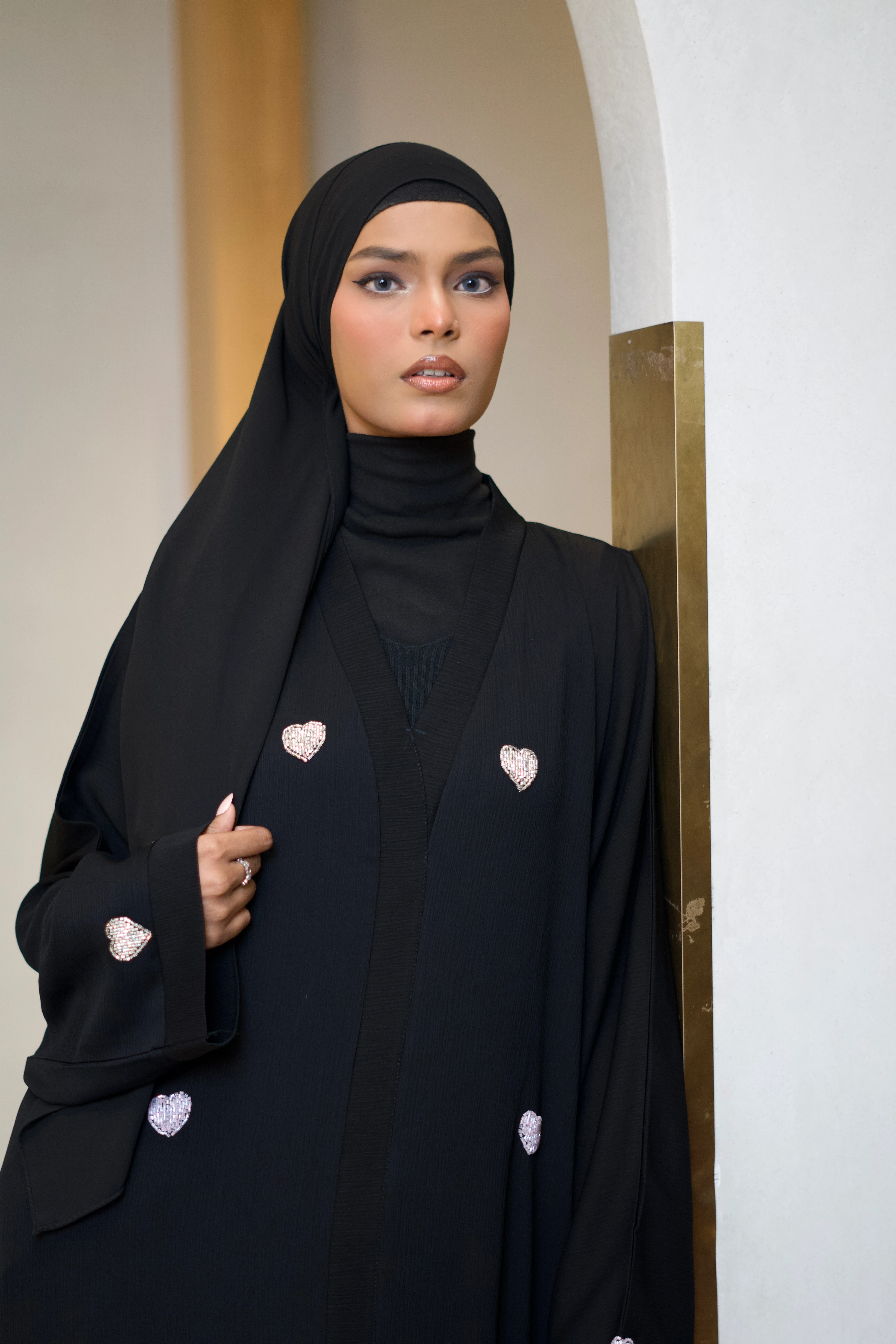 Qalbi Abayah - Pink & Silver - Image 12