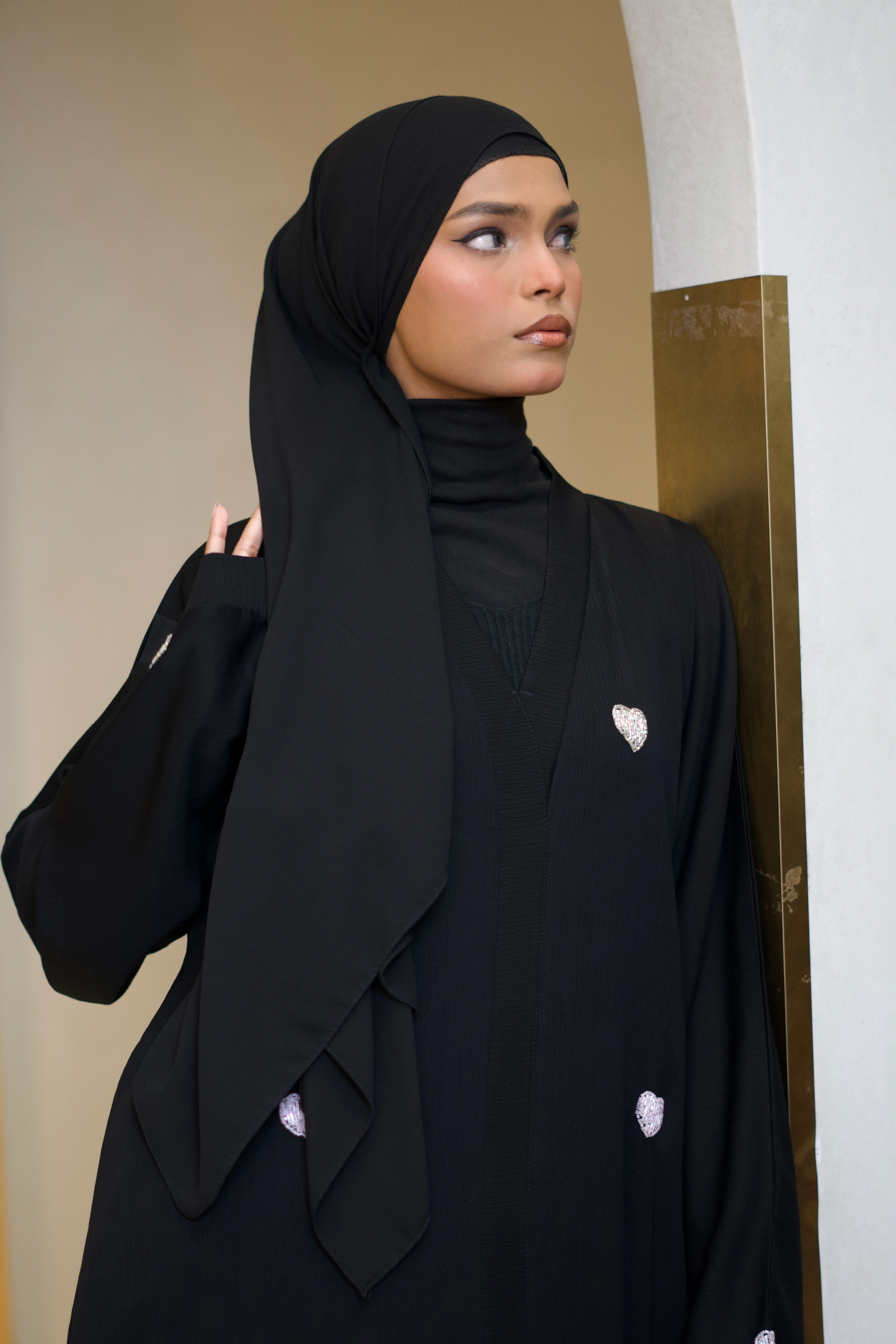 Qalbi Abayah - Pink & Silver - Image 17