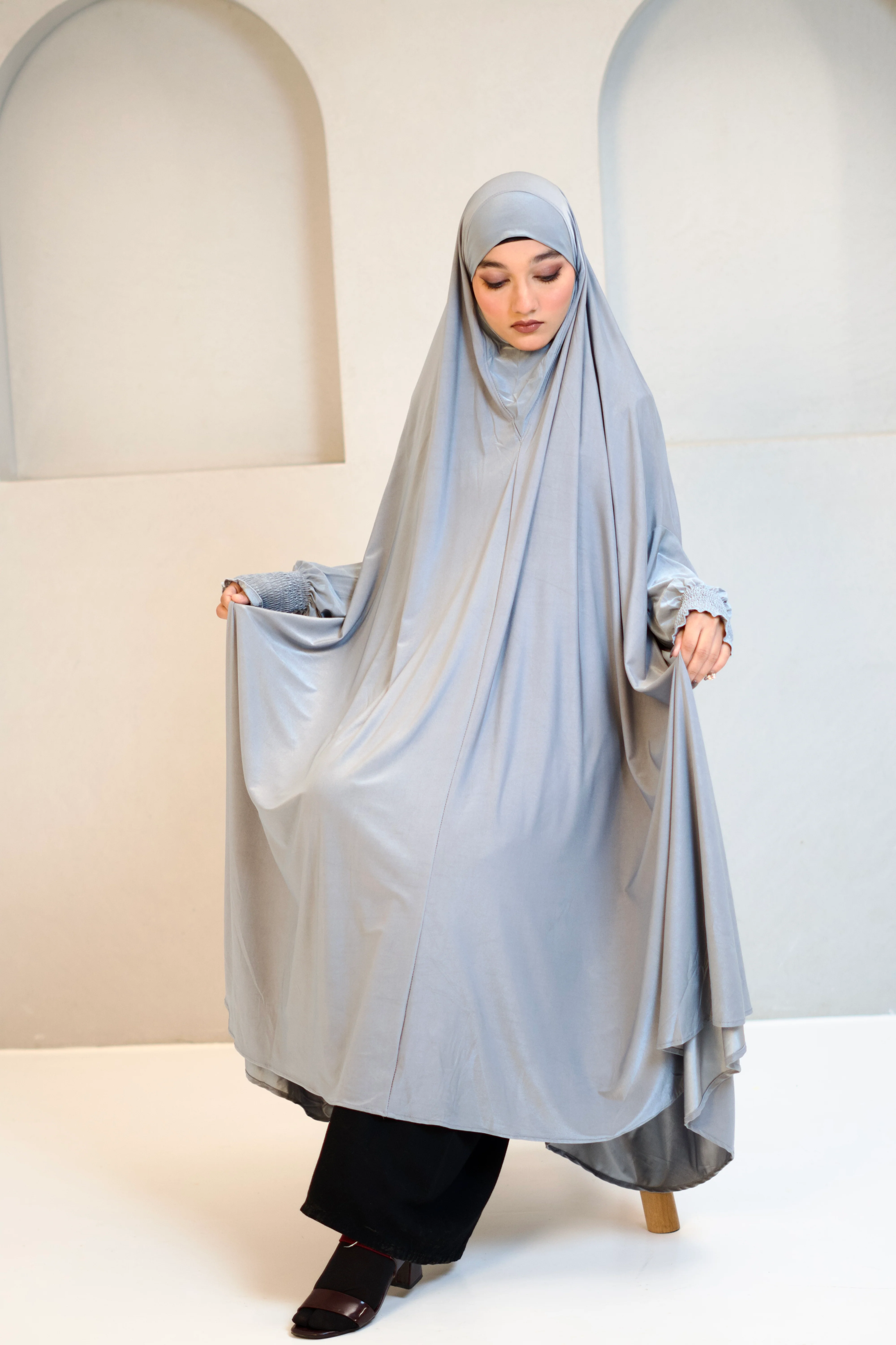 Salah Dress - Below Knee (CRUSHED SLEEVES) - Image 23