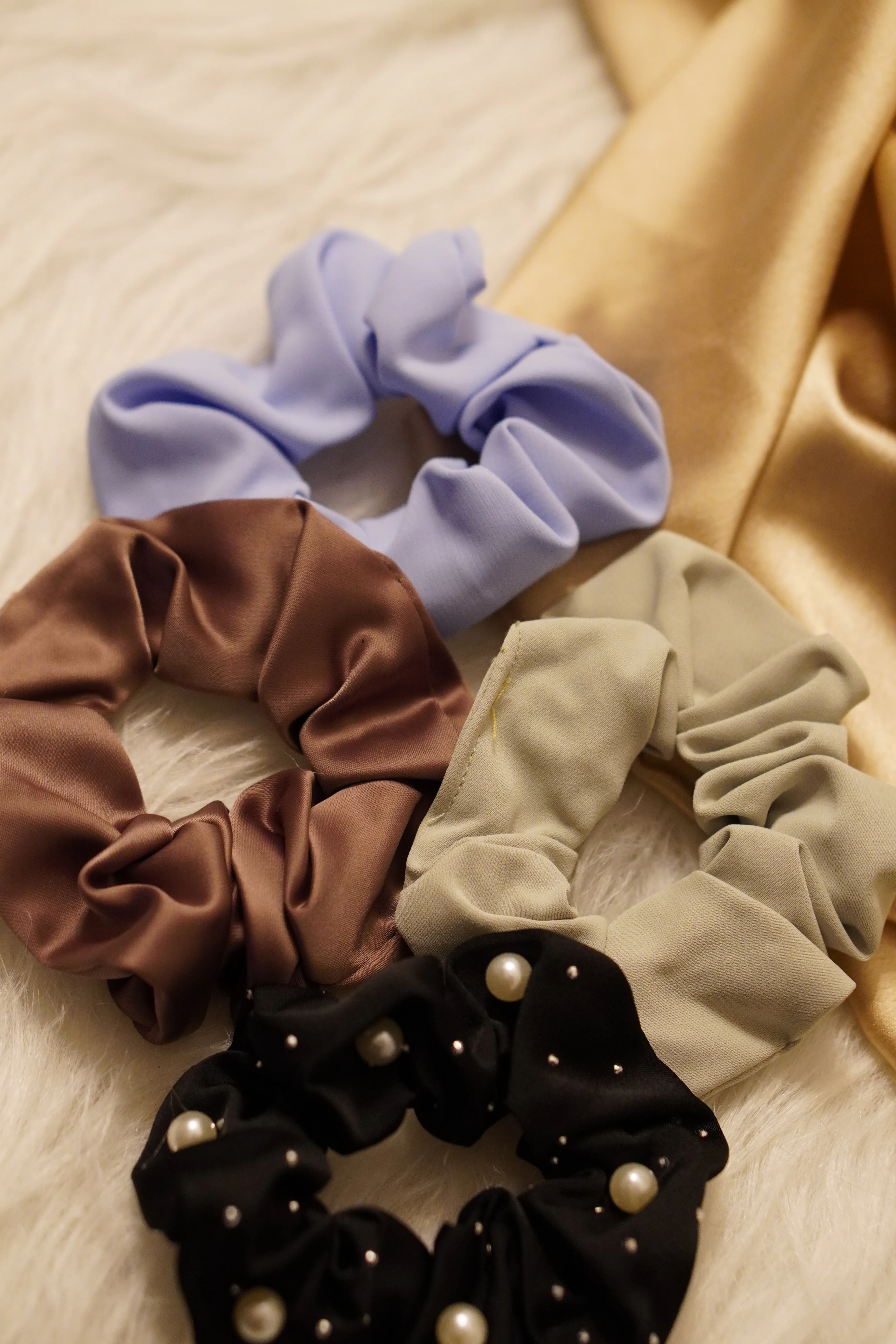 Scrunchie Set - 11 - Image 2