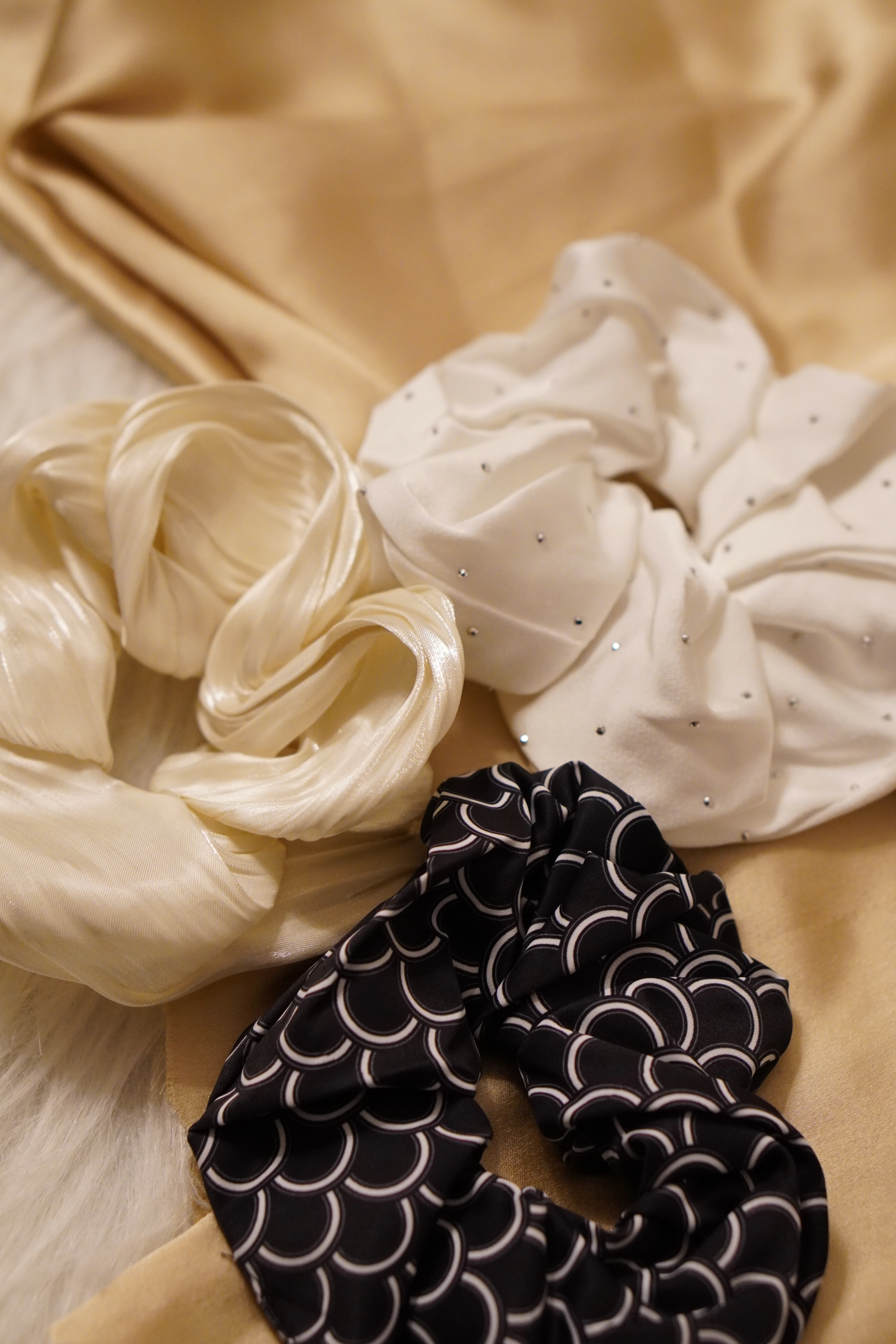Scrunchie Set - 18 - Image 2