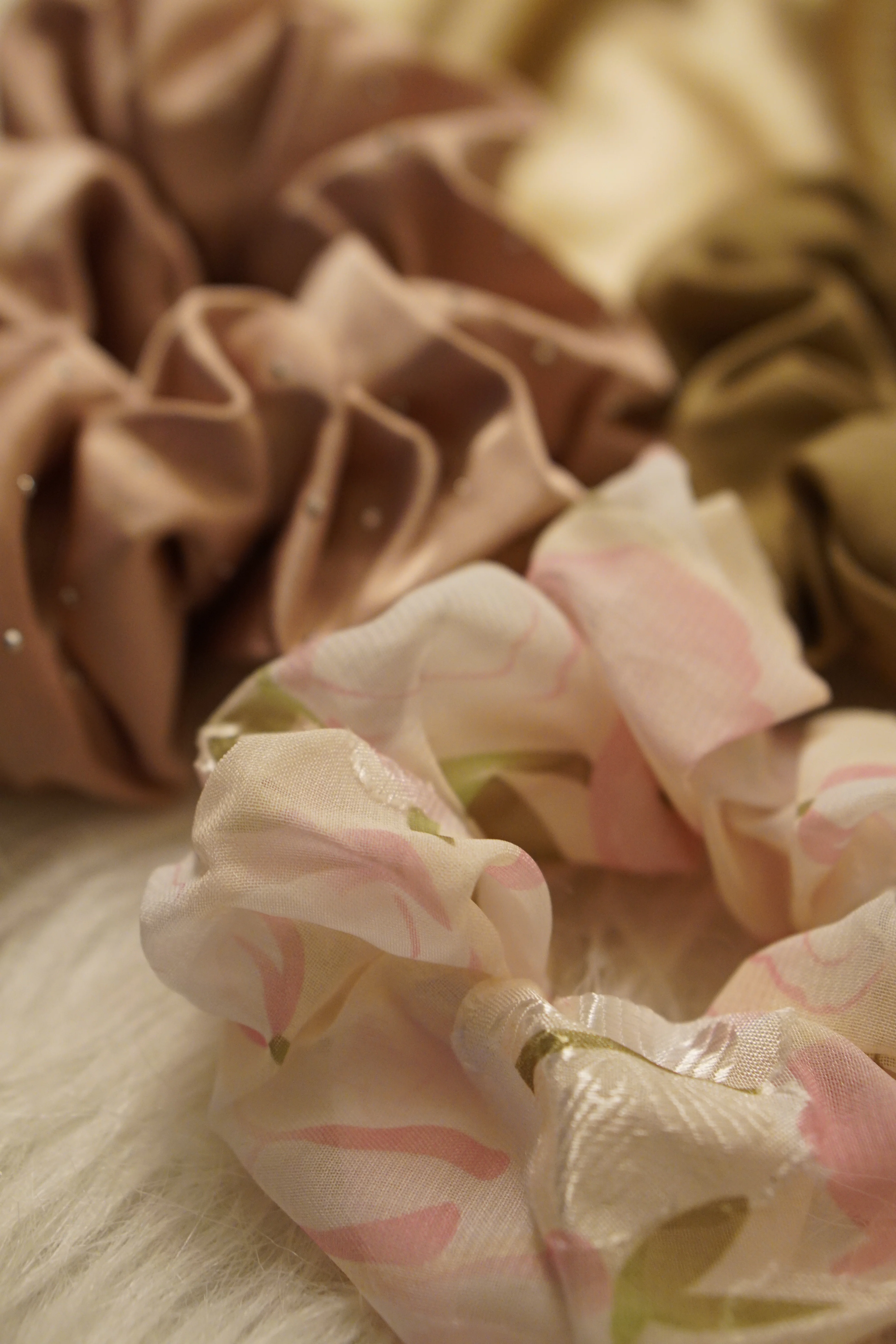 Scrunchie Set - 8 - Image 3