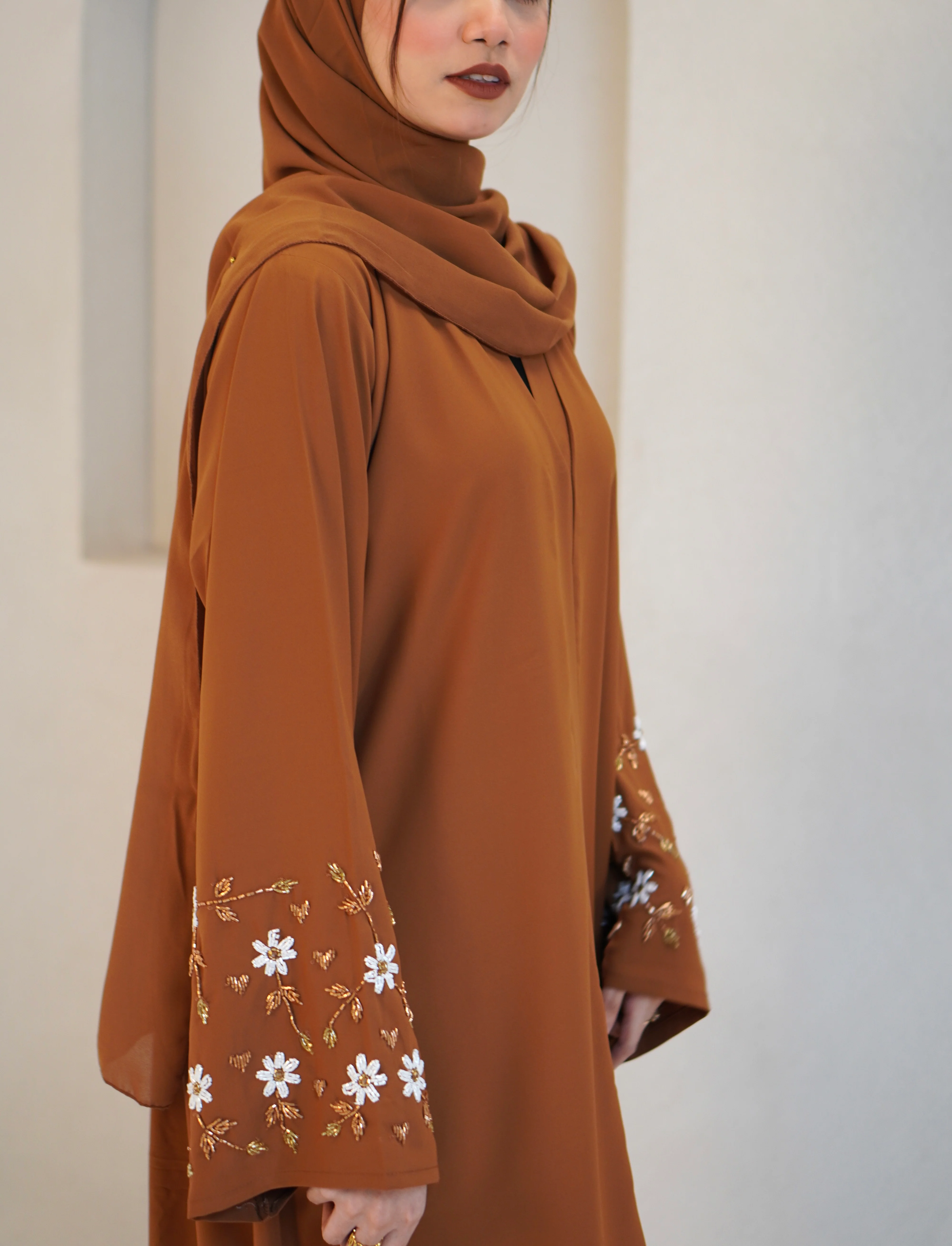 Sophie - Hand Sown Abayah - Image 5